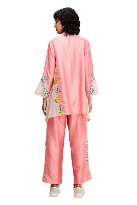 Soup By Sougat Paul Pink Chanderi, Handloom Cotton Zinna Floral Applique Work Shirt And Pant Set at Aza Fashions Soup By Sougat Paul_Pink Chanderi, Handloom Cotton Zinna Floral Applique Work Shirt And Pant Set _at_Aza_Fashions