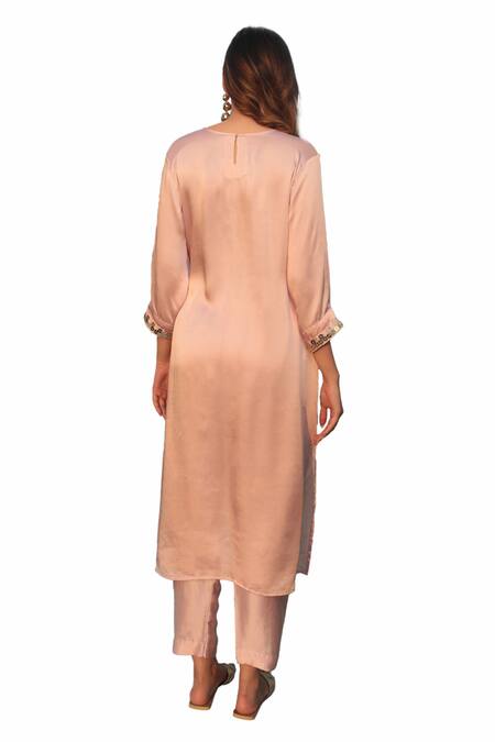 Prahnaaya Pink Satin Sequins Round Neck Saba Embellished Kurta With Pant Online at Aza Fashions Prahnaaya_Pink Satin Sequins Round Neck Saba Embellished Kurta With Pant _Online_at_Aza_Fashions
