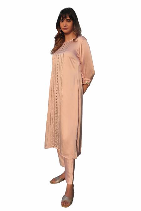 Prahnaaya Pink Satin Sequins Round Neck Saba Embellished Kurta With Pant at Aza Fashions Prahnaaya_Pink Satin Sequins Round Neck Saba Embellished Kurta With Pant _at_Aza_Fashions