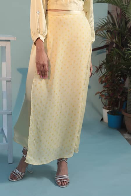 Buy Prahnaaya Yellow Satin Sequins V-neck Masbah Top With Printed Flap Skirt Online at Aza Fashions Buy_Prahnaaya_Yellow Satin Sequins V-neck Masbah Top With Printed Flap Skirt _Online_at_Aza_Fashions