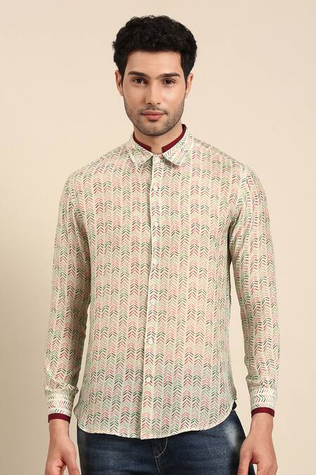 Mayank Modi - Men Blue Muslin Linear Arrow Print Layered Collar Shirt Online at Aza Fashions Mayank Modi - Men_Blue Muslin Linear Arrow Print Layered Collar Shirt _Online_at_Aza_Fashions