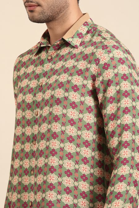 Buy_Mayank Modi - Men_Green Muslin Geometric Floral Print Shirt _Online_at_Aza_Fashions
