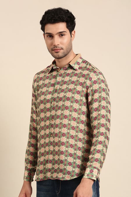 Shop_Mayank Modi - Men_Green Muslin Geometric Floral Print Shirt _Online_at_Aza_Fashions