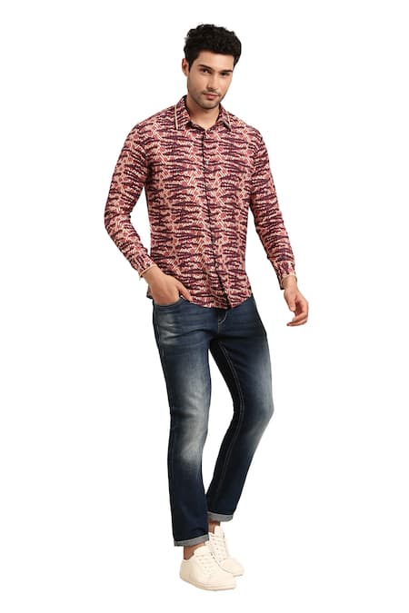 Buy_Mayank Modi - Men_Red Muslin Chevron Print Front Placket Shirt 
