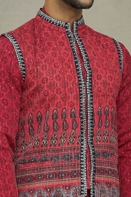 Shop_Soniya G_Red Cotton Sequins, Embroidery Floral Bundi Kurta Set _Online_at_Aza_Fashions
