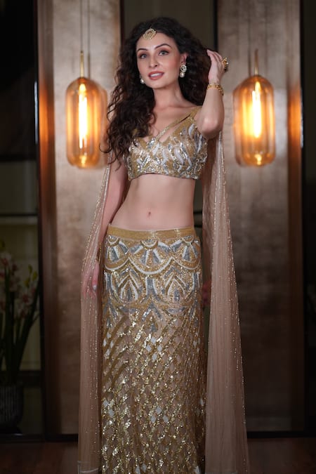 Buy Mehul Gupta Gold Net, Lycra Sequins, Cut Trellis Hand Embroidered Fish Lehenga With Blouse Buy_Mehul Gupta_Gold Net, Lycra Sequins, Cut Trellis Hand Embroidered Fish Lehenga With Blouse