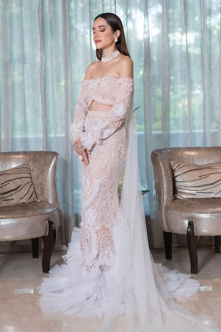 Mehul Gupta Pink Net, Lycra Cut Work, Pearls, French Garden Embroidered Bridal Lehenga Set Online at Aza Fashions Mehul Gupta_Pink Net, Lycra Cut Work, Pearls, French Garden Embroidered Bridal Lehenga Set _Online_at_Aza_Fashions