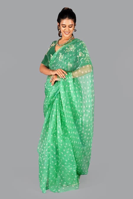 Buy_Gaurav Katta_Green Organza, Cotton Embroidery V-neck Bandhani Saree With Blouse _Online_at_Aza_Fashions