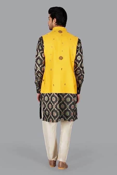 Gaurav Katta Zardosi Embroidered Yellow Nehru Jacket 