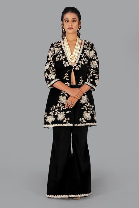 Gaurav Katta Black Velvet Embroidered Thread Open Pearl Embellished Jacket Pant Set 