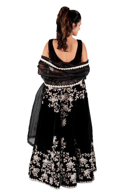 Buy Gaurav Katta Black Velvet, Cotton Pearls, Embroidery V-neck Embellished Lehenga Set Online at Aza Fashions Buy_Gaurav Katta_Black Velvet, Cotton Pearls, Embroidery V-neck Embellished Lehenga Set _Online_at_Aza_Fashions