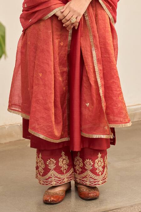 Apeksha Jain Label Red Chanderi, Bamboo, Cotton, Tissue Embroidery Paisley Hand Kurta Pant Set Online at Aza Fashions Apeksha Jain Label_Red Chanderi, Bamboo, Cotton, Tissue Embroidery Paisley Hand Kurta Pant Set _Online_at_Aza_Fashions