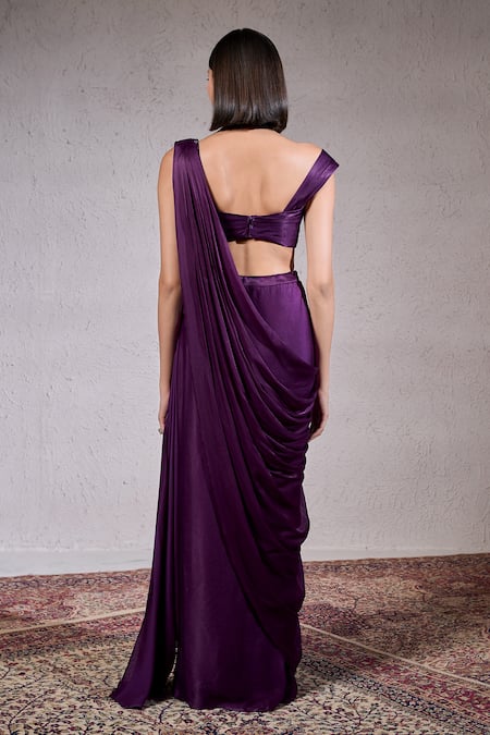 Parshya Cadbury Roman Border Embellished Pre-Draped Saree With Blouse 