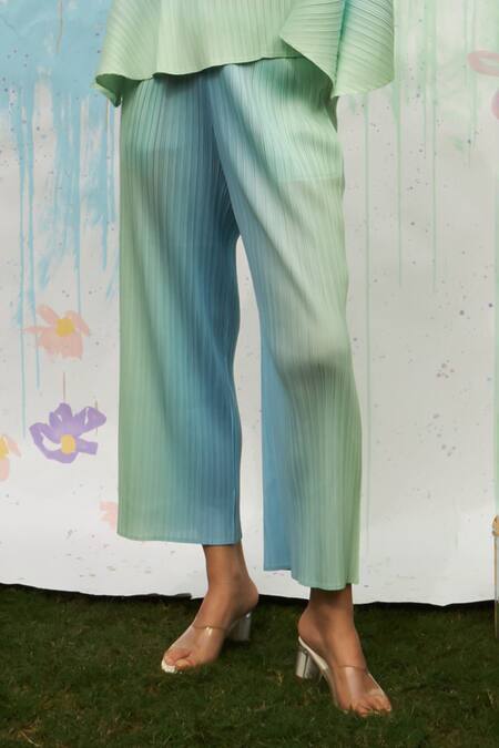 Tasuvure_Green Polyester Round Neck Shirley Sleek Pleated Ombre Top And Flared Pant Set _at_Aza_Fashions