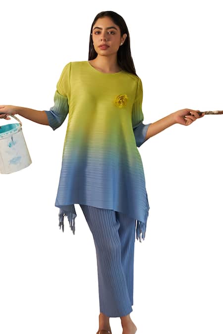 Tasuvure_Blue Polyester Applique Round Neck Chic Fringe Ombre Top And Pant Set _Online_at_Aza_Fashions