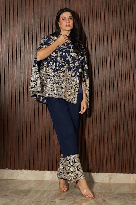 Tasuvure Indes Blue Georgette Embroidery Floral Stand Collar Reyna Gara Cape Jacket With Pant 