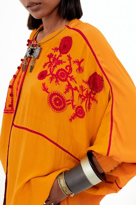 Shop Aseem Kapoor Yellow Crepe Embroidery Round Neck Resham Long Top Online at Aza Fashions Shop_Aseem Kapoor_Yellow Crepe Embroidery Round Neck Resham Long Top _Online_at_Aza_Fashions