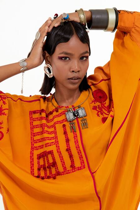 Aseem Kapoor Yellow Crepe Embroidery Round Neck Resham Long Top at Aza Fashions Aseem Kapoor_Yellow Crepe Embroidery Round Neck Resham Long Top _at_Aza_Fashions