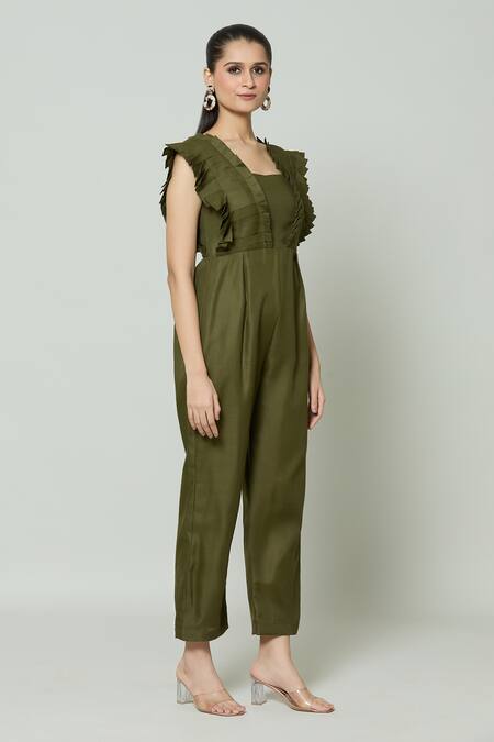 Naintara Bajaj Green Cotton Square Neck Palm Spring Pleat Detailed Jumpsuit Online at Aza Fashions Naintara Bajaj_Green Cotton Square Neck Palm Spring Pleat Detailed Jumpsuit _Online_at_Aza_Fashions