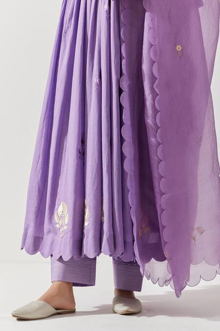 Label Earthen Purple Cotton, Chiffon Embroidery V-neck Floral Yoke Anarkali Pant Set at Aza Fashions Label Earthen_Purple Cotton, Chiffon Embroidery V-neck Floral Yoke Anarkali Pant Set _at_Aza_Fashions