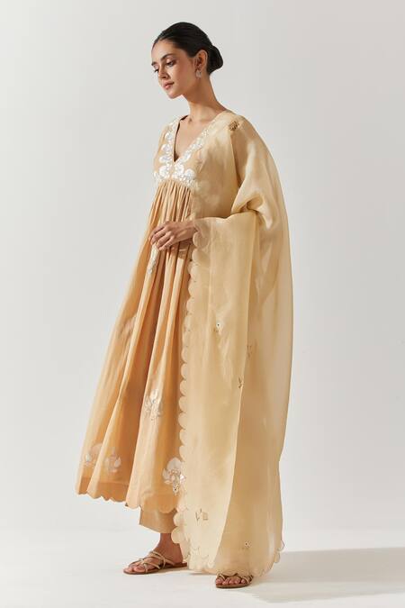 Buy_Label Earthen_Beige Cotton Embroidery V-neck Floral Anarkali With Pant _Online_at_Aza_Fashions