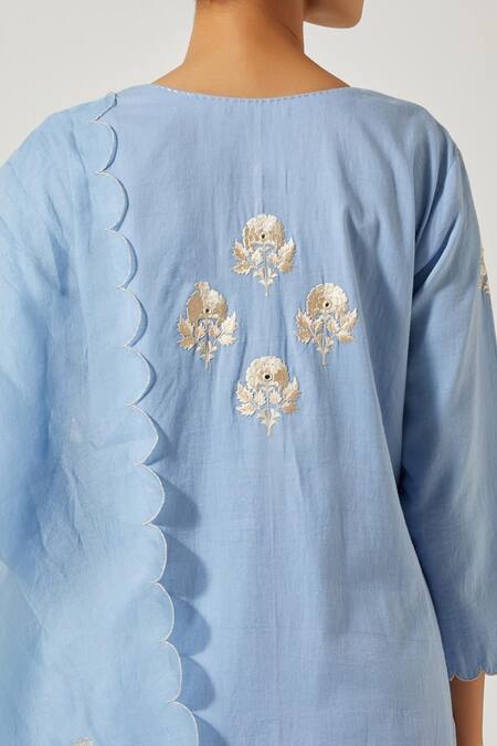 Shop Label Earthen Blue Cotton Embroidery Round Neck Floral Butti Kurta With Pant Shop_Label Earthen_Blue Cotton Embroidery Round Neck Floral Butti Kurta With Pant