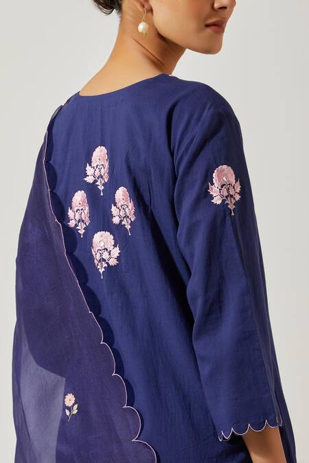 Shop Label Earthen Blue Cotton Embroidery Split V-neck Floral Bloom Kurta With Pant Shop_Label Earthen_Blue Cotton Embroidery Split V-neck Floral Bloom Kurta With Pant