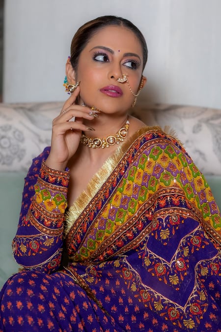 Irrau By Samir Mantri_Blue Georgette Sequins, Embroidery Round Neck Floral Print Saree With Blouse _at_Aza_Fashions