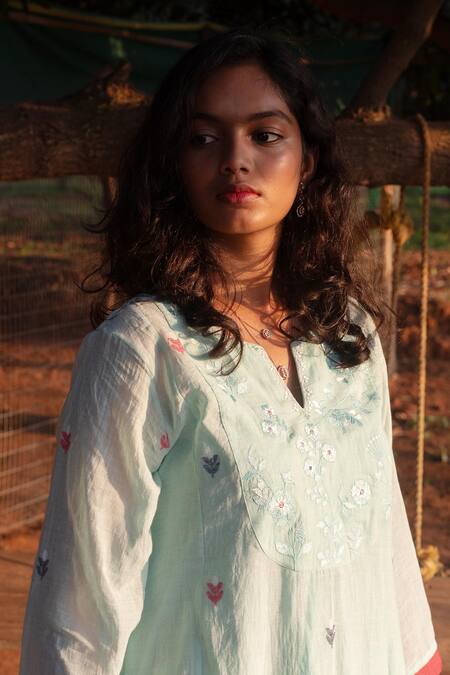 Shop Label Earthen Green Jacquard, Cotton Embroidery Split V-neck Floral Kurta With Pant at Aza Fashions Shop_Label Earthen_Green Jacquard, Cotton Embroidery Split V-neck Floral Kurta With Pant _at_Aza_Fashions