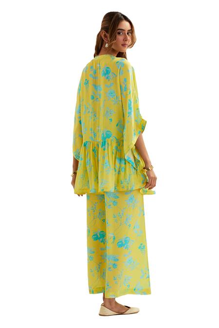 Label Earthen Yellow V-neck Floral Kaftan And Pant Set Online at Aza Fashions Label Earthen_Yellow V-neck Floral Kaftan And Pant Set _Online_at_Aza_Fashions