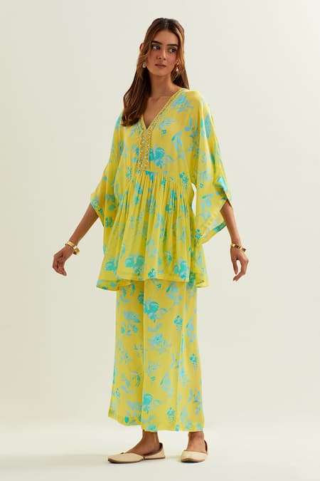 Label Earthen Yellow V-neck Floral Kaftan And Pant Set at Aza Fashions Label Earthen_Yellow V-neck Floral Kaftan And Pant Set _at_Aza_Fashions