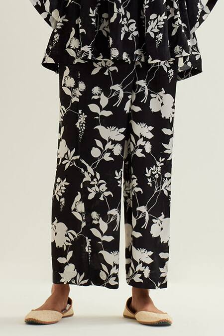 Buy Label Earthen Black Viscose, Silk Embroidery Bibha Musk Bloom Print Kaftan With Flared Pant Online at Aza Fashions Buy_Label Earthen_Black Viscose, Silk Embroidery Bibha Musk Bloom Print Kaftan With Flared Pant _Online_at_Aza_Fashions