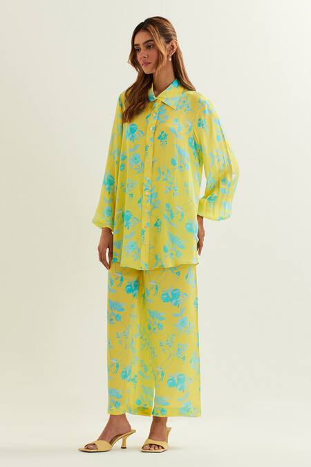 Buy Label Earthen Yellow Silk, Viscose Collared Iris Print Shirt And Pant Set Buy_Label Earthen_Yellow Silk, Viscose Collared Iris Print Shirt And Pant Set