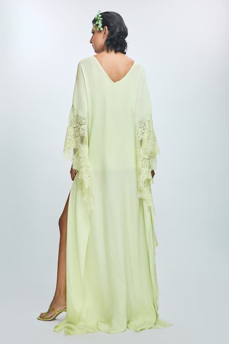 Nirmooha Solid Flared Sleeve Kaftan 