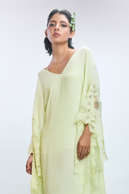 Buy_Nirmooha_Green Georgette Lace V-neck Solid Flared Sleeve Kaftan _Online_at_Aza_Fashions