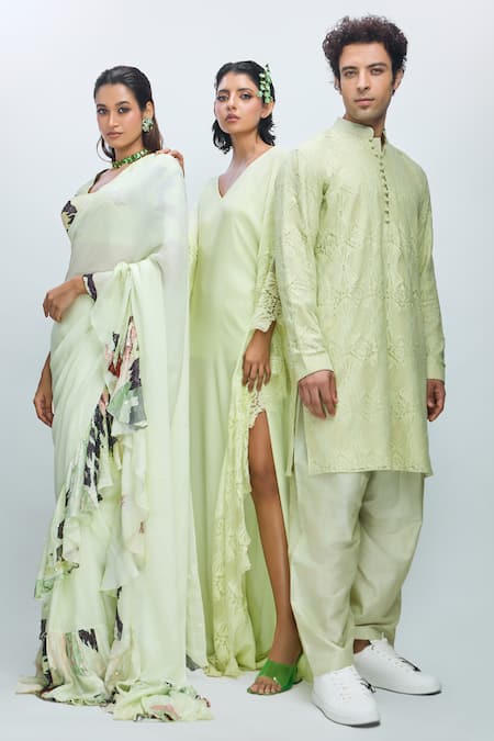 Buy_Nirmooha_Green Georgette Lace V-neck Solid Flared Sleeve Kaftan 
