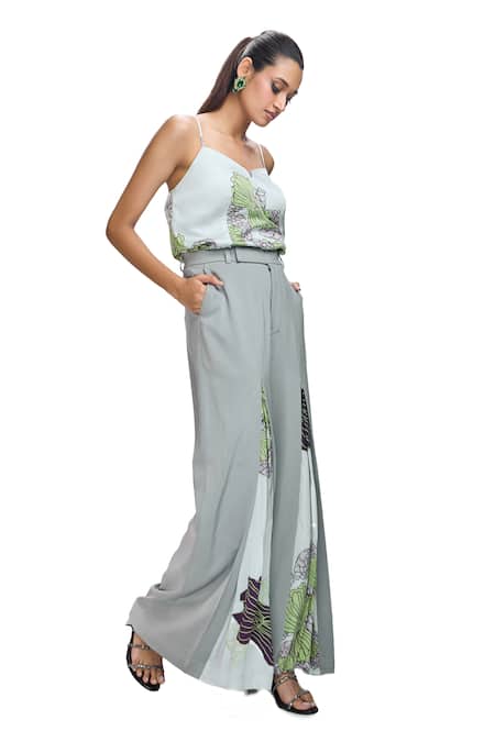 Shop Nirmooha Grey Modal, Satin Sweetheart Neck Floral Print Top With Pant Online at Aza Fashions Shop_Nirmooha_Grey Modal, Satin Sweetheart Neck Floral Print Top With Pant _Online_at_Aza_Fashions