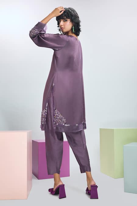 Nirmooha Placement Embroidered Kurta With Pant 