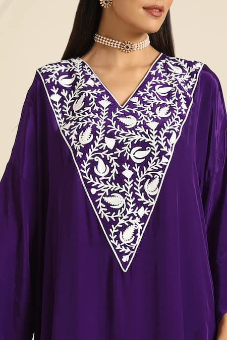 Shop_Wazir C_Purple Crepe Embroidery V-neck Thread Kaftan With Pant _Online_at_Aza_Fashions