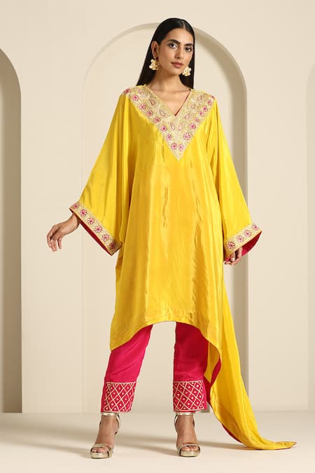 Wazir C Thread Aari Embroidered Kaftan With Pant 