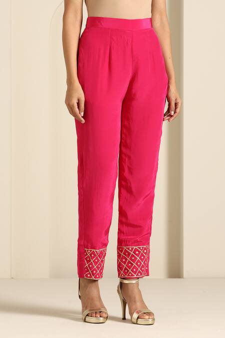 Shop_Wazir C_Yellow Crepe Embroidery V-neck Thread Aari Kaftan With Pant 