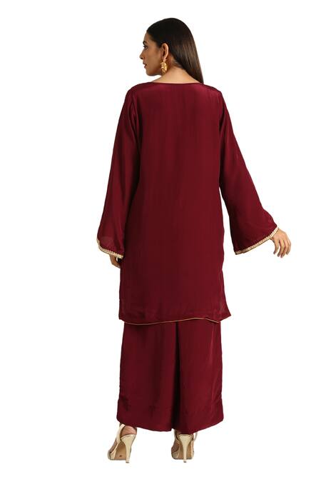 Wazir C_Maroon Crepe Embroidery Round Neck Aari Kurta With Flared Pant _Online_at_Aza_Fashions