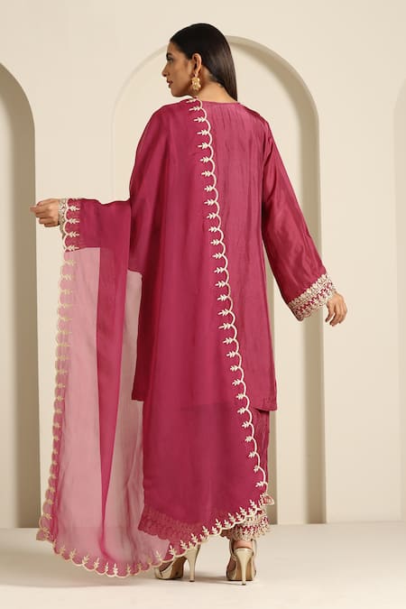 Shop_Wazir C_Maroon Silk, Organza Embroidery, Tassels Collared Floral Tilla Kurta Pant Set _at_Aza_Fashions