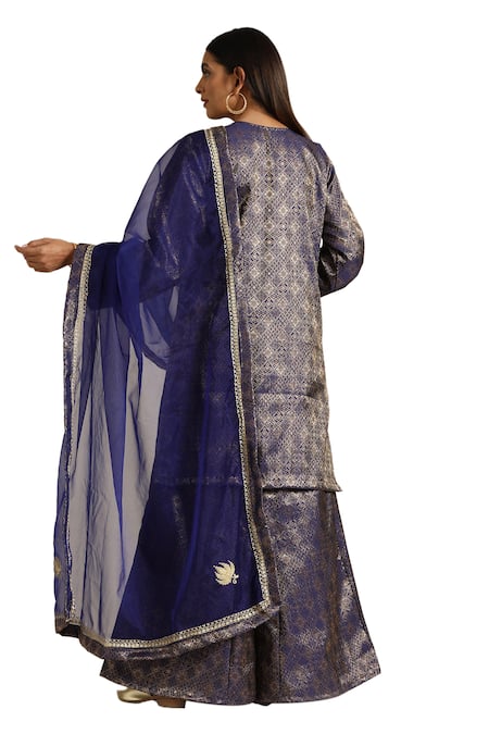 Wazir C_Blue Organza, Brocade Embroidery Mandarin Collar Mosaic Woven Kurta Pant Set _Online_at_Aza_Fashions