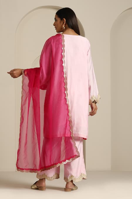 Shop_Wazir C_Pink Organza, Muslin Embroidery Round Neck Floral Thread Kurta Pant Set _at_Aza_Fashions