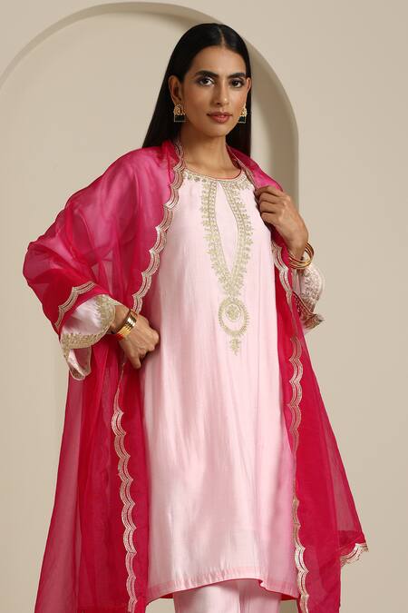 Shop_Wazir C_Pink Organza, Muslin Embroidery Round Neck Floral Thread Kurta Pant Set _Online_at_Aza_Fashions