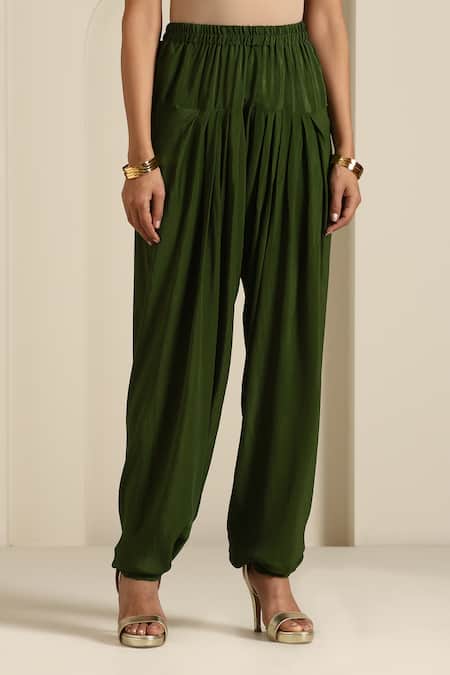 Buy_Wazir C_Green Crepe, Georgette Embroidery Split V-neck Paisley Tilla Kurta Pant Set 