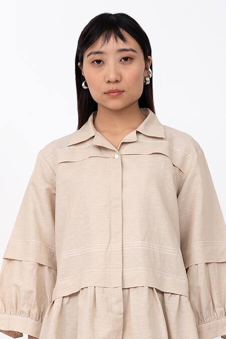 Leh Studios Beige Linen Collared Fence Solid Double-layered Top Online at Aza Fashions Leh Studios_Beige Linen Collared Fence Solid Double-layered Top _Online_at_Aza_Fashions