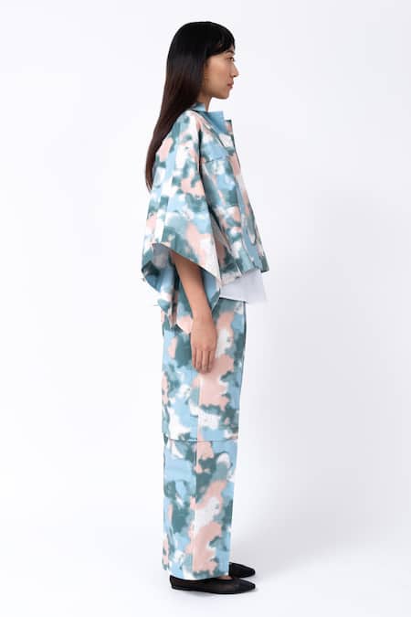 Buy Leh Studios Multi Color Cotton Collared Spray Print Short Kimono Jacket Online at Aza Fashions Buy_Leh Studios_Multi Color Cotton Collared Spray Print Short Kimono Jacket_Online_at_Aza_Fashions