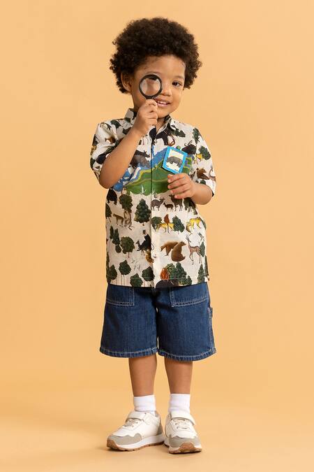 Buy_Ankid_Ivory Cotton Printed Postal Stamp Brooch Animal Shirt